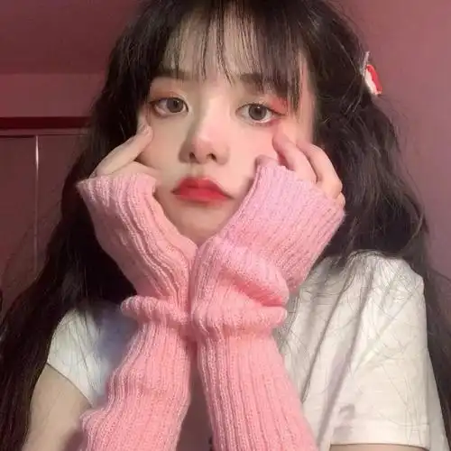 粉色系又甜又仙招桃花的女生头像