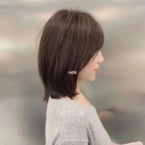 高层次齐肩发