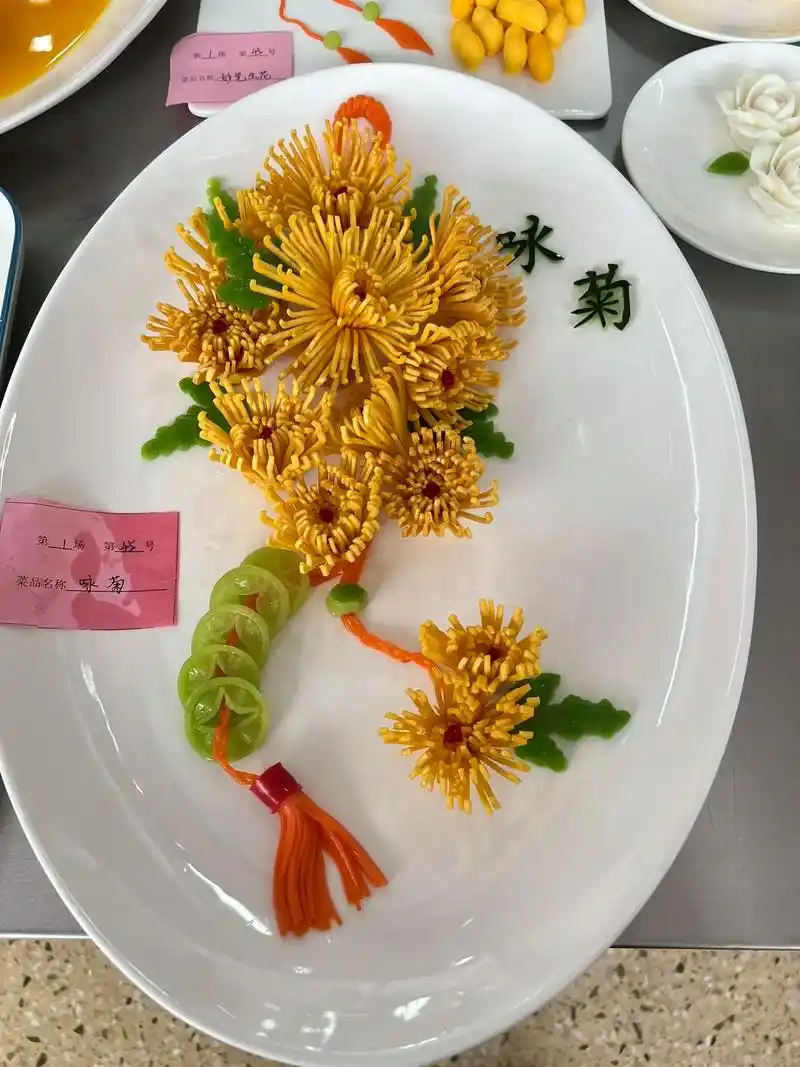 厨艺大赛 河南省中职技能大赛,中式烹调比赛热菜部分作品!鸡 - 兑音