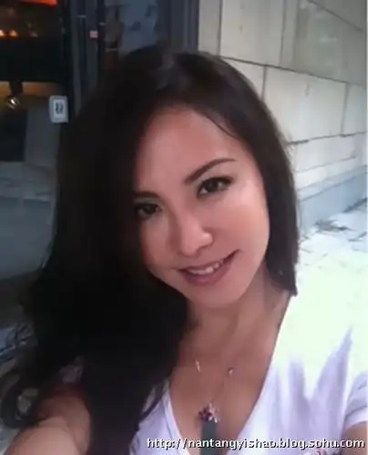 50岁马景涛前妻田丽曝私房自拍照 美艳不可方物