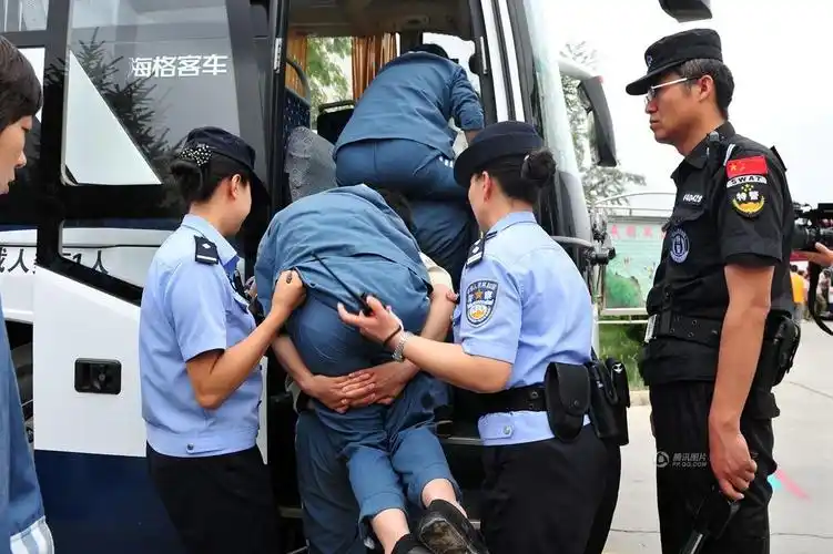 宁夏女子监狱搬迁 千名服刑人员大转移