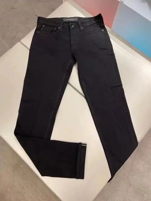 armani早秋新款牛仔裤