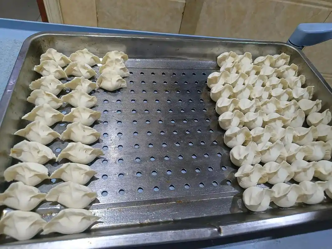 外卖20份手工水饺.#欢迎新老客户的光临  #立冬吃饺子 - 抖音