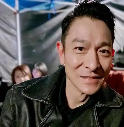 汤镇业一席话,彻底说明了天王刘德华真实情况:他有自己的苦衷