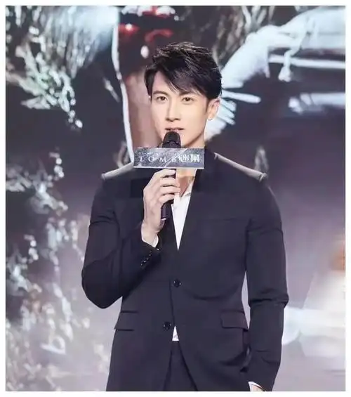 娱乐圈稀缺吴尊珍稀好男人迷人帅气顾家专注