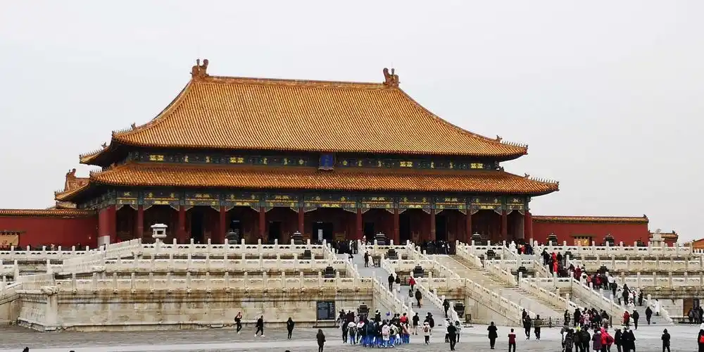 太和殿,俗称金銮宝殿,故宫最大最高的宫殿.