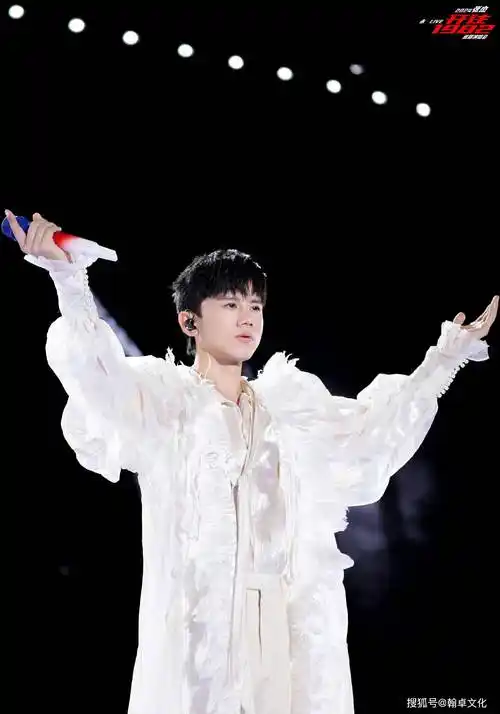 大河票务网:张杰武汉演唱会即将正式开启预售!