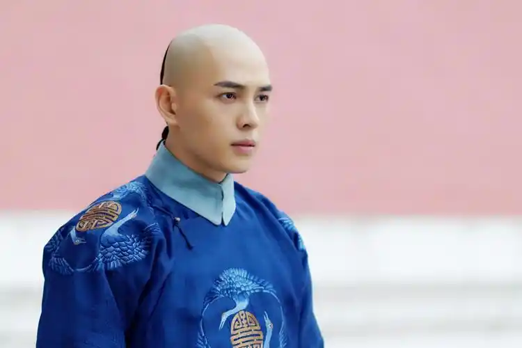 《延禧攻略》洪尧抛却荒唐 单恋佘诗曼变"痴情王爷"