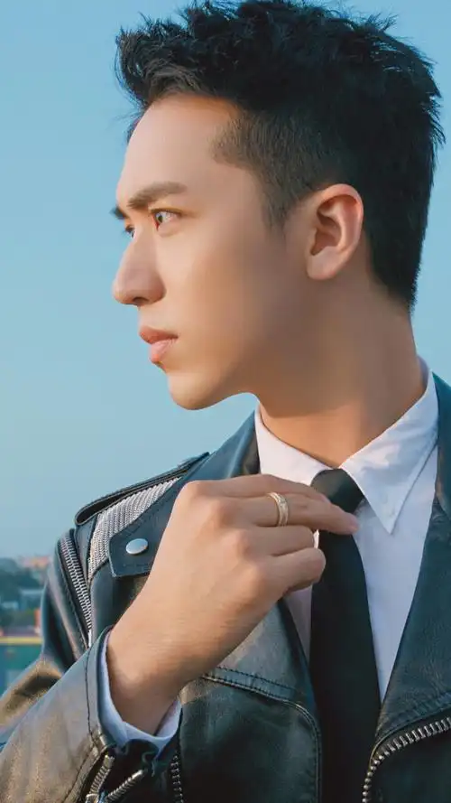 许魏洲 最帅宝贝(˙˙)高清手机锁屏壁纸