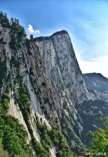 奇峰耸立,巍峙绝壁为天下山川险峻之极,你知道是指哪座名山吗