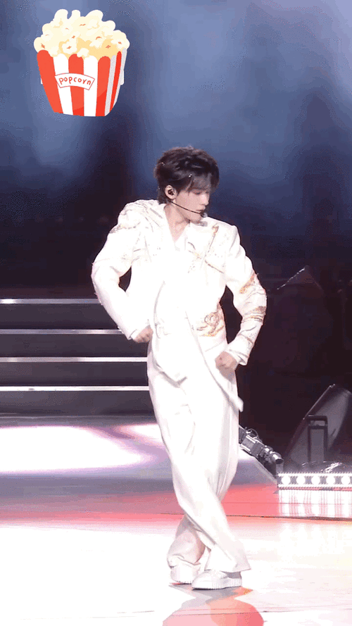 时代少年团伍夜派对合体直播