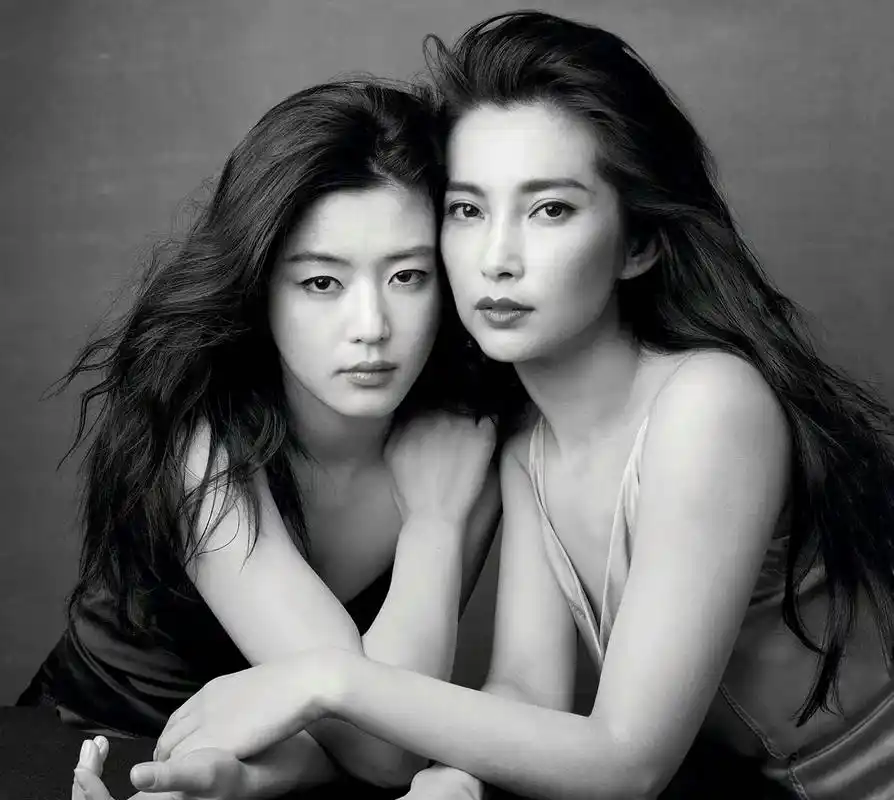 李冰冰和全智贤的合照