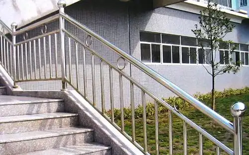 室外楼梯不锈钢扶手图片