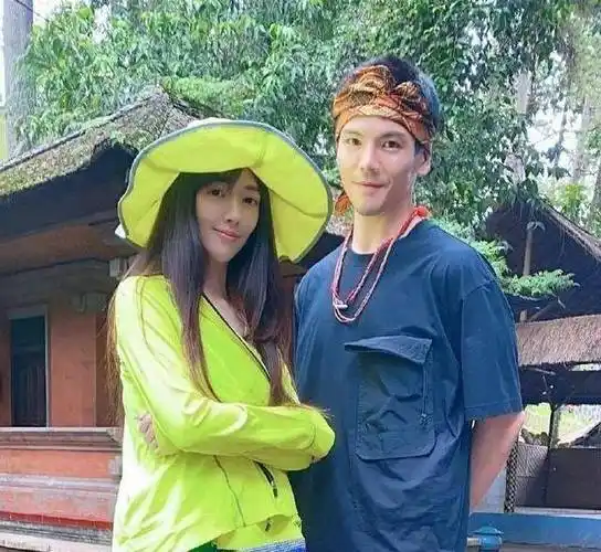 向佐_照片_什么