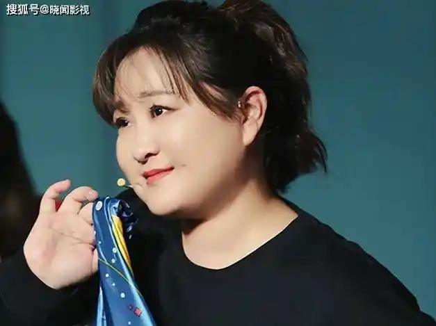 原创42岁贾玲姐弟恋曝光隐婚6年老公竟是小她7岁的同行