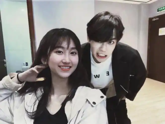 我来交作业啦和林彦俊的合照