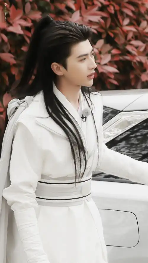 奔跑吧蔡徐坤##蔡徐坤白衣古装造型