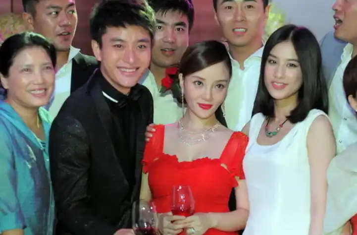 王子文_李小璐_何洁