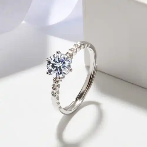 s925纯银镀铂金一克拉大颗钻戒女式高级感钻戒指求婚戒指女纯银