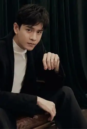 经超时尚酷黑写真图片26