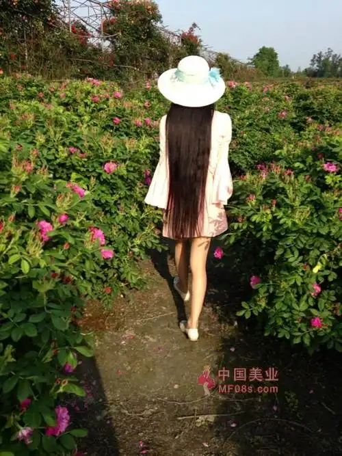 长发及腰的长发图片集(55)