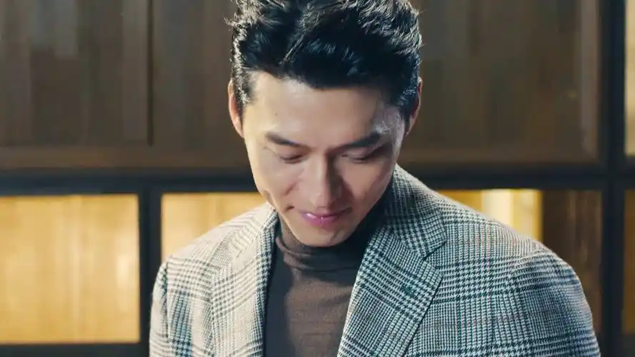 2021年10月22日玄彬代言@高跟73小时73hours 发布广告视频