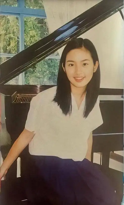 林依晨:从"万人爱"到"万人转黑",因她力挺柯震东复出