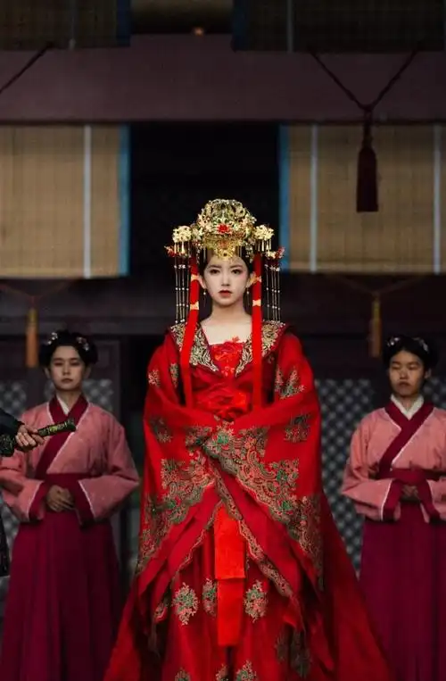 女星红衣古装谁最惊艳