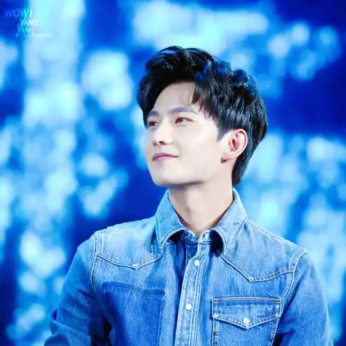 【一组新美图】杨洋 最喜蓝色星海夜空中最亮的星 这组图片真心好看