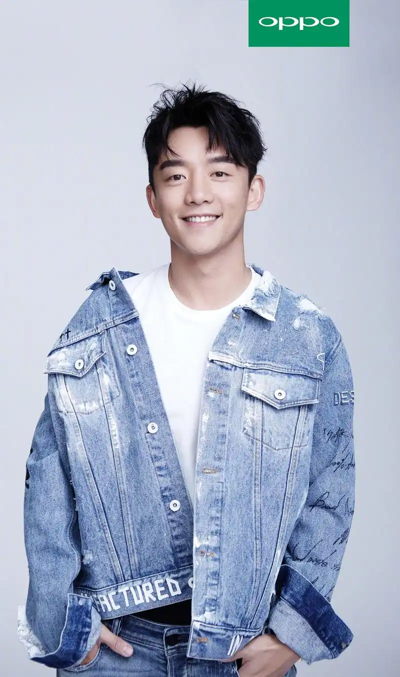 郑恺成为oppo明星家族新成员!