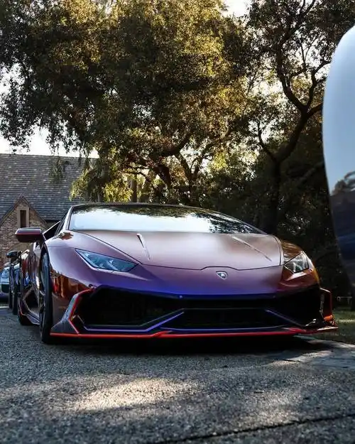 兰博基尼huracan,这枚小蛮牛颜色超级酷吧?