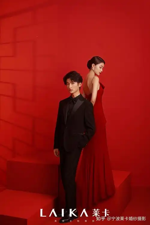 个性张扬的红纱婚纱照是你爱的风格吗