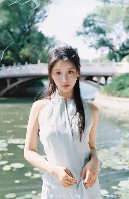 姜贞羽夏日清新随拍##姜贞羽民国大小姐出游记