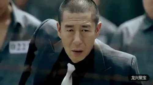 孙红雷《征服》:黑老大刘华强因为弟弟被砍第一次流泪,事大了!