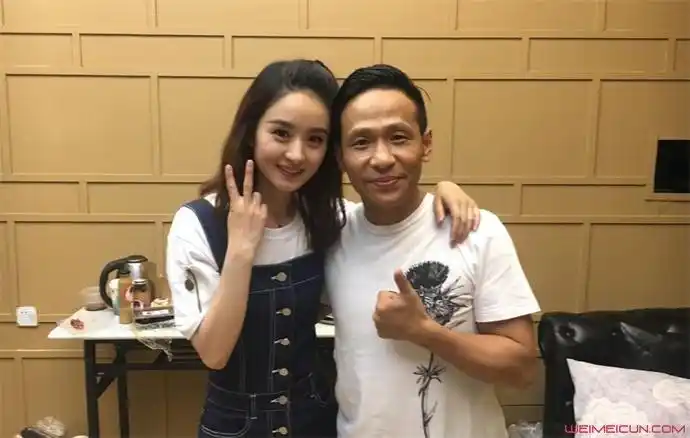 都说宋小宝死了是真的吗 本尊辟谣晒与好友合影暴露真实身高【图】