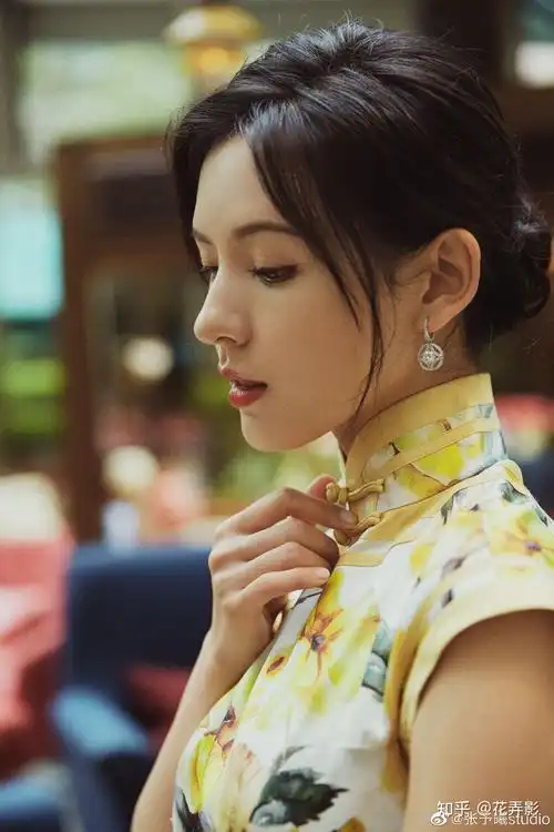 有哪些侧脸惊艳的女明星? - 知乎