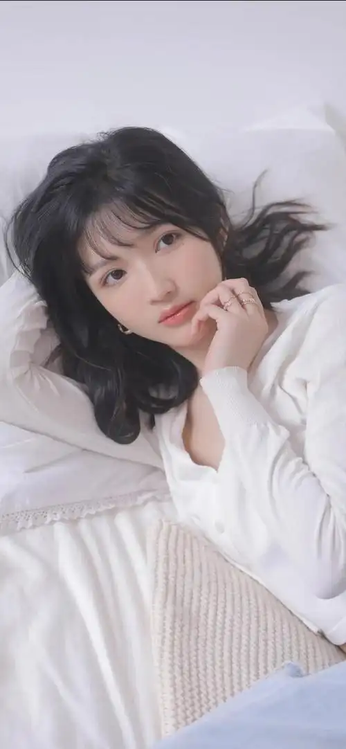 一图一心情精美高清手机壁纸分享美女系列第210827期