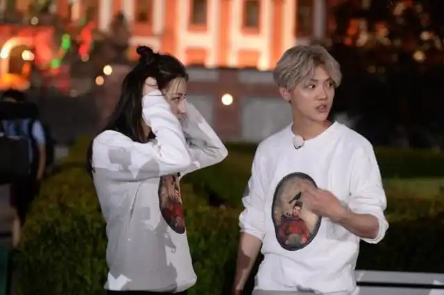 《奔跑吧》收官甜蜜互动,鹿晗,迪丽热巴的cp迎来大结局?