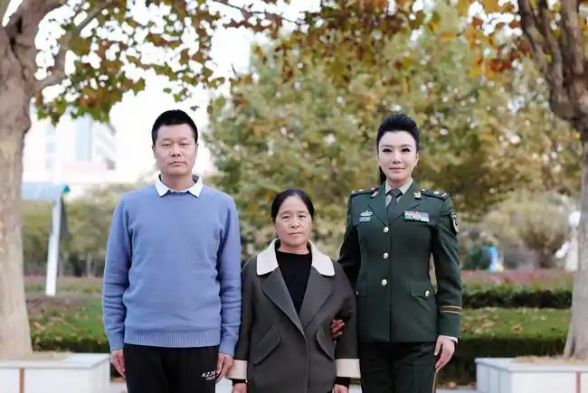 刘子琪《一个人守护一座岛》向边防士兵们致敬