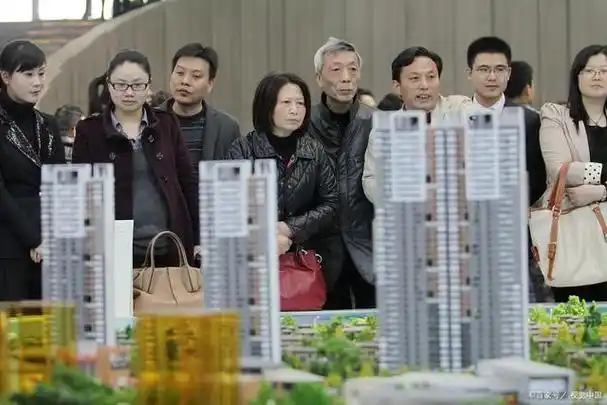 2023年上半年房地产市场走势分析老百姓如何应对购房难题?