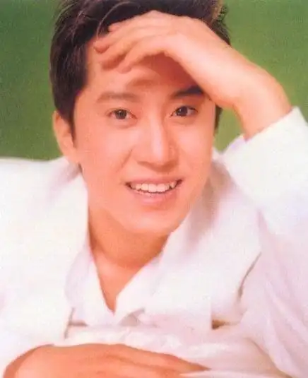 他8次上春晚,却"被捕入狱",如今无人问津,老搭档也断