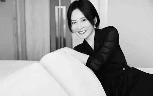 优雅美女俞飞鸿图片壁纸-美女壁纸-高清美女图片-第3图-娟娟壁纸