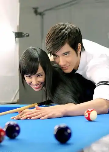 蔡依林王力宏十指紧扣很亲密(组图)