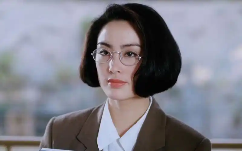 【港风穿搭】张敏,日常通勤职场ol西装穿搭【倪妮】70秒心动镜头挑战