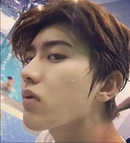 陈立农:我卸妆了,蔡徐坤:我也卸妆了,朱正廷:那我算什么?