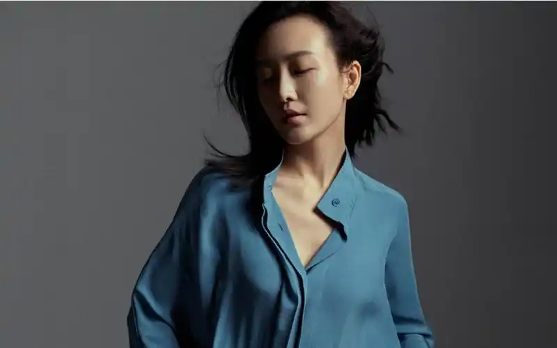 王鸥清冷性感写真图片桌面壁纸