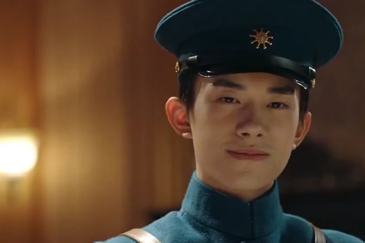 tfboys军装造型:王源安全感十足,王俊凯养眼,易烊千玺a爆了!