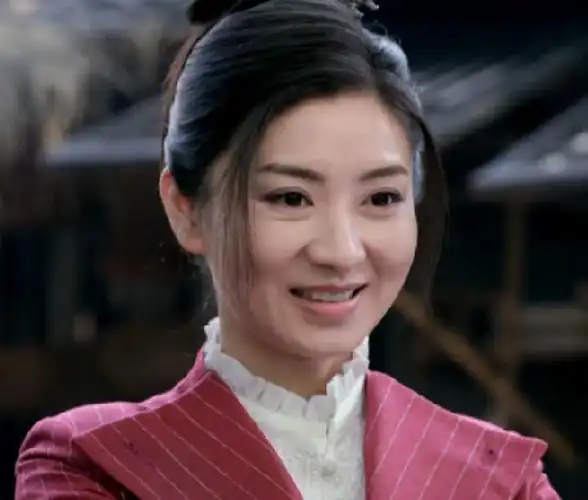 虽然说平时斓曦非常的低调,但是之前她在《甄嬛传》等剧中的表现却是