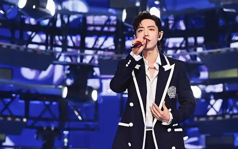 【肖战】20210531 btv 京东618沸腾之夜 肖战 - 让我留在你身边