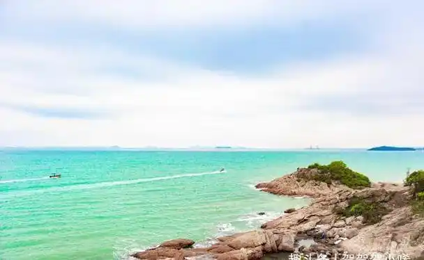 深圳最美的沙滩之一水清沙白只有当地人才知道的休闲胜地